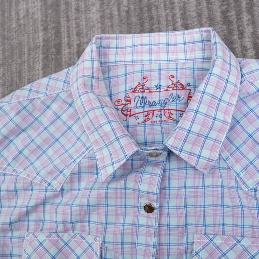 Wrangler Western Snap Shirt Womens Large Blue Pink Plaid Excellent Long Sleeve - Picture 8 of 9